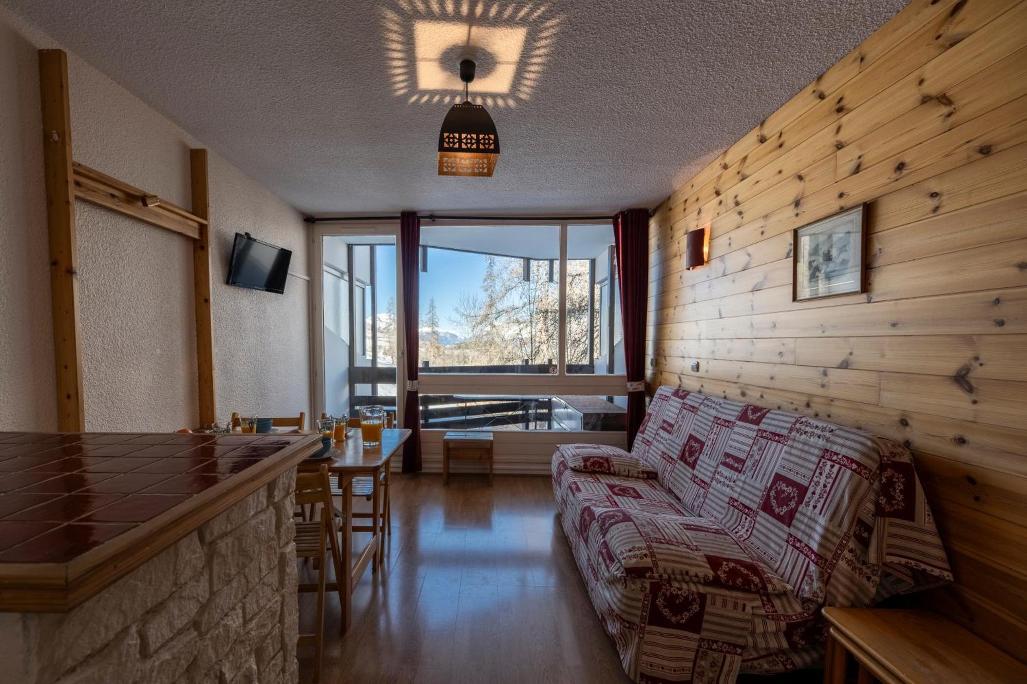 Doux Crepuscule - Au Bord Des Pistes - Parking Apartment Enchastrayes Exterior foto